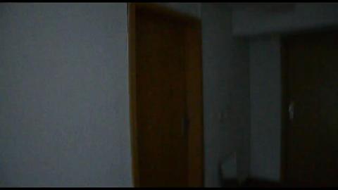 18285